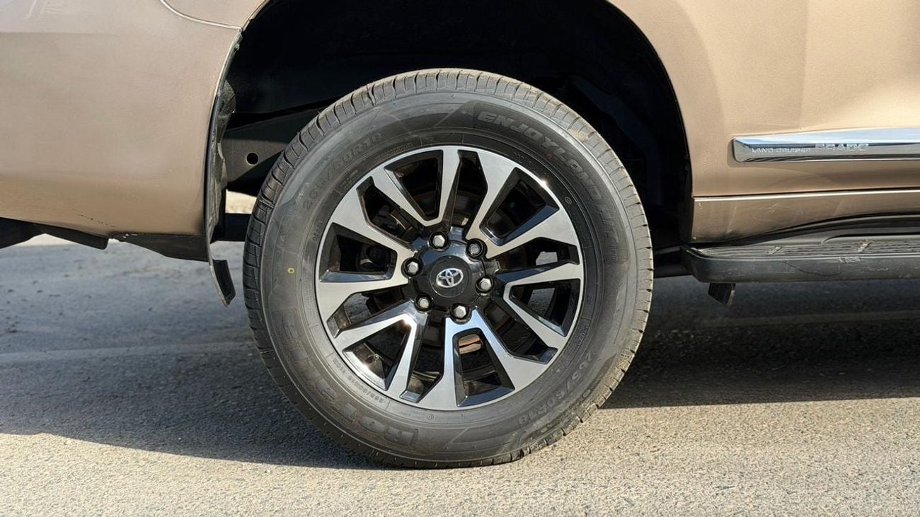 Toyota Prado MODIFIED TO 2023 MODEL | PARKING SENSORS | BACK CAMERA | 2.7L PETROL | AUTO | LHD | REAR HEADREST LC