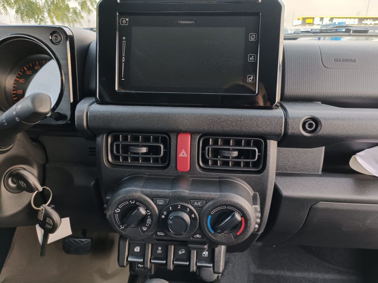 سوزوكي جيمني 1.5L 4CY Petrol, 15" Alloy Rims, All Grip off Road / 4WD (CODE # 67750)