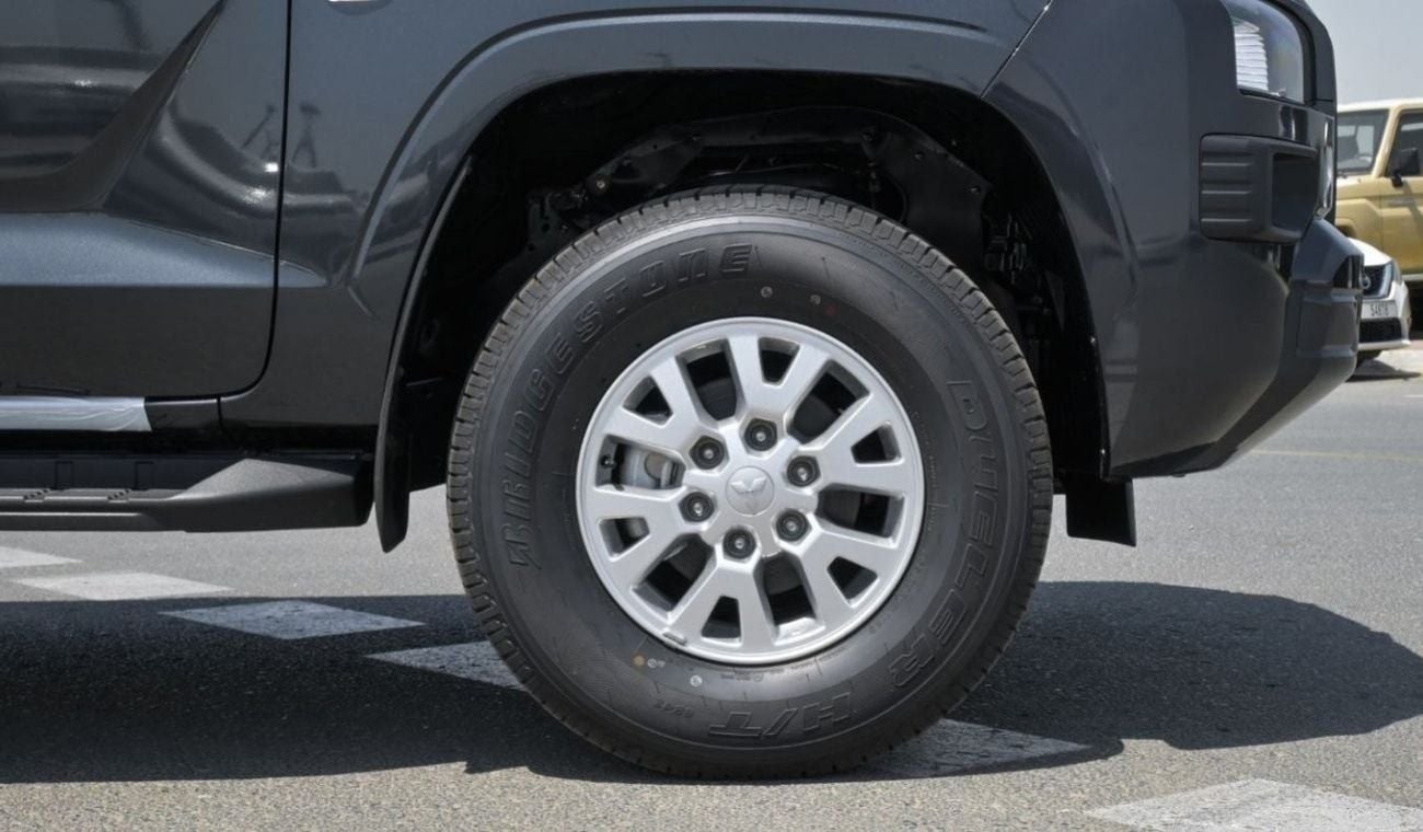 ميتسوبيشي L200 Brand New Mitsubishi L200 2.4L Petrol GLX| Grey/Black | M/T | Euro 5 | 4WD | 2024