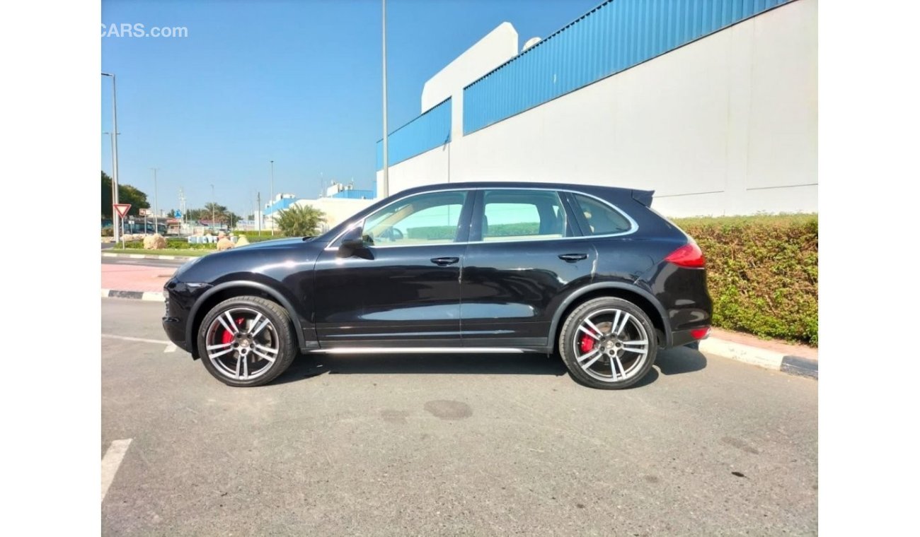 Porsche Cayenne Cayenne S V8 GCC