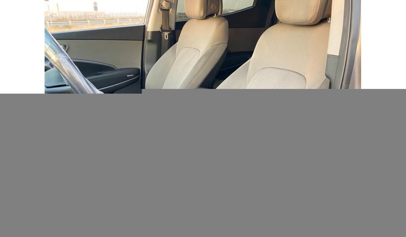 Hyundai Santa Fe GLS Hyundai Santa Fe Sport model 2018 in excellent condition inside and outside and with a warranty