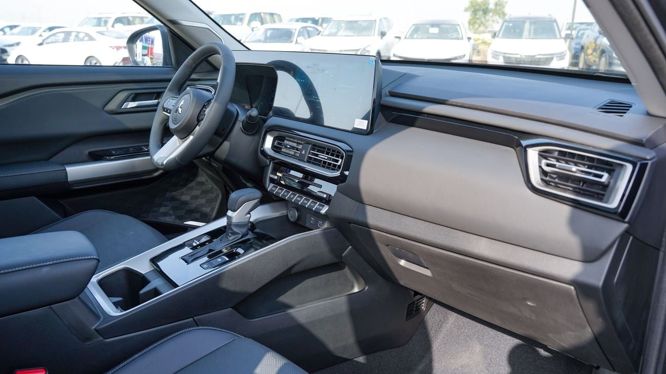 Mitsubishi Destinator