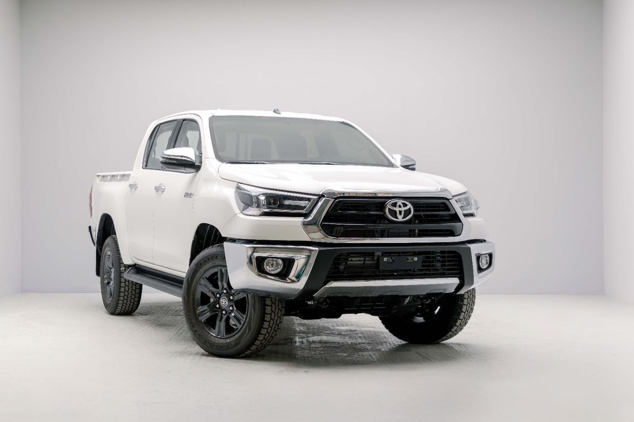 تويوتا هيلوكس Double Cab 2.7L - Manual - Super White Inside Maroon | Export Only