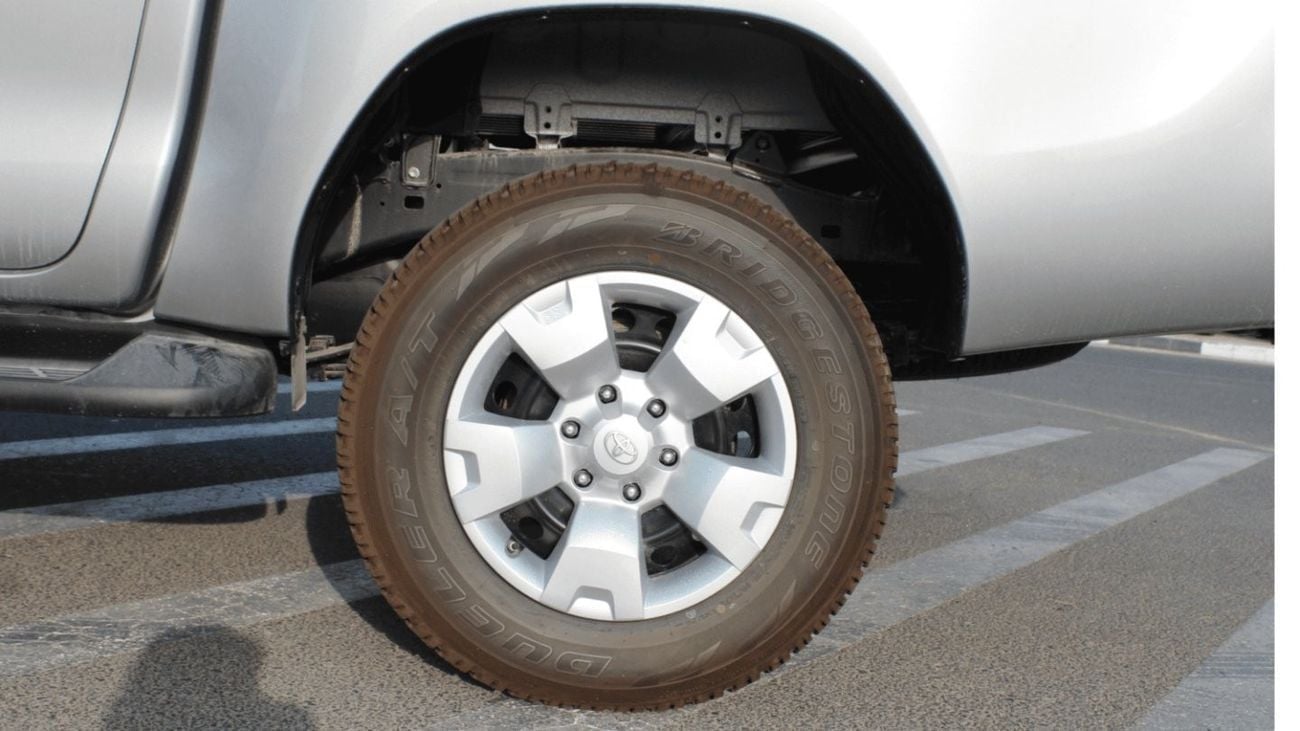 Toyota Hilux SGLX HILUX 2.4L AT DIESEL MED OPTION