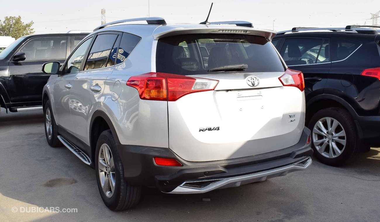 Toyota RAV4 XLE AWD