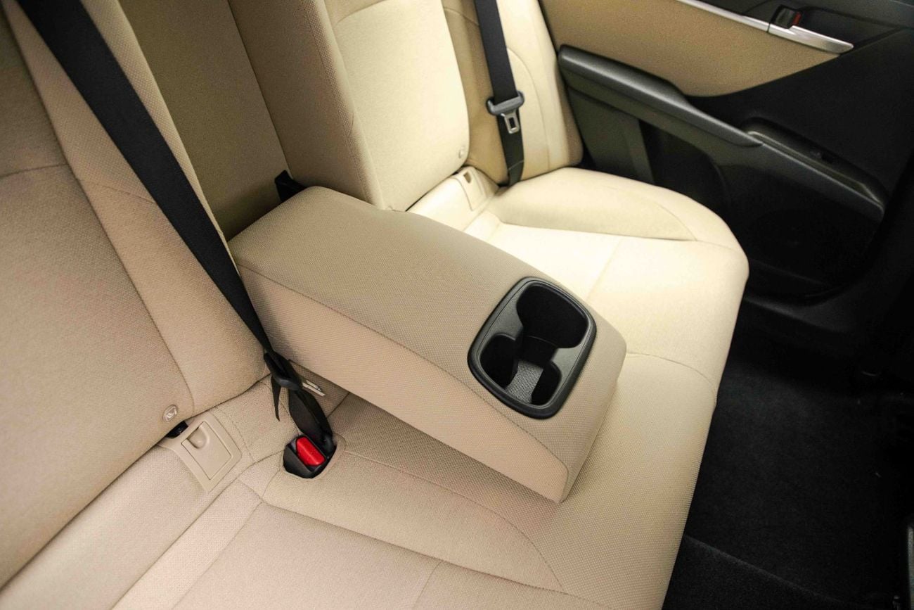 Toyota Camry LE 2.5L - Platinum White Pearl Inside Beige | Export Only