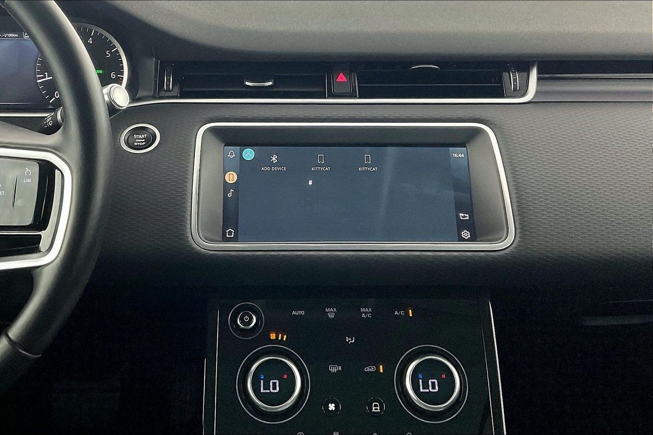 لاند روفر رانج روفر إيفوك P200 | National Day Celebration | شامل الضمان | 0 ﺪﻔﻋﺓ ﺃﻮﻟﻯ