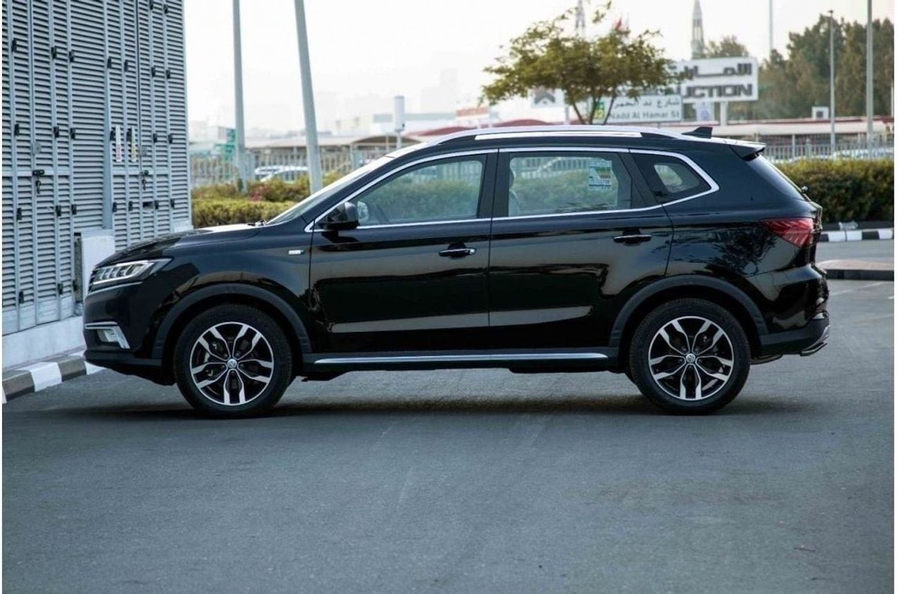 أم جي RX5 2023 MG RX5 2.0 AWD LUXURY - أسود من الداخل بيج