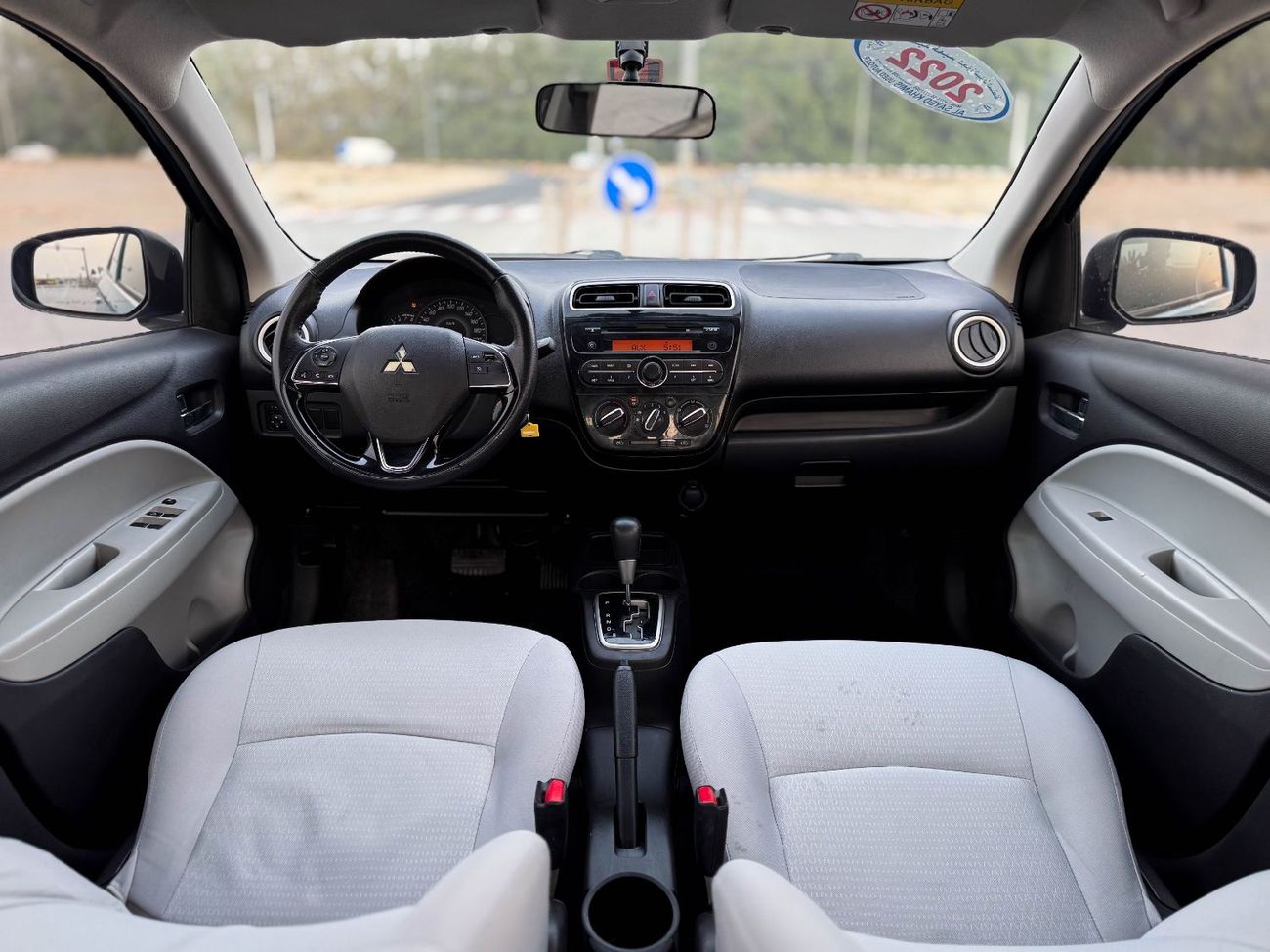 Mitsubishi Attrage Mitsubishi attrage 2022 GCC  accident-free in excellent condition 376 P.M