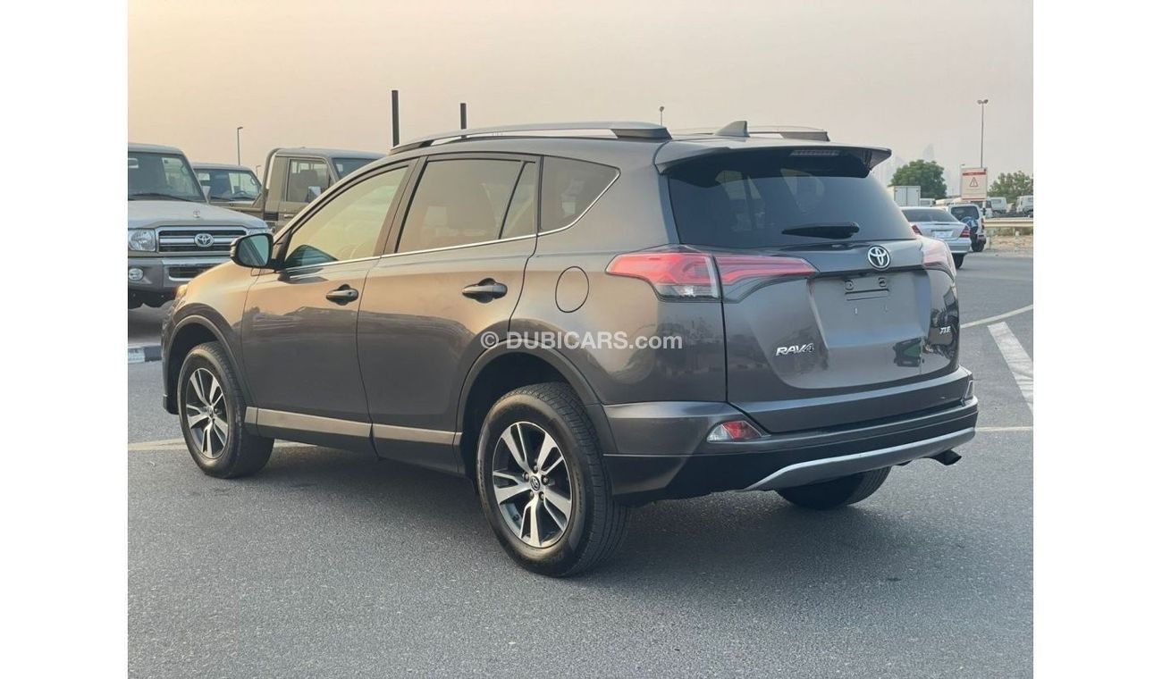 Toyota RAV4 2018 Toyota Rav4 XLE 2.5L V4 - EXPORT ONLY