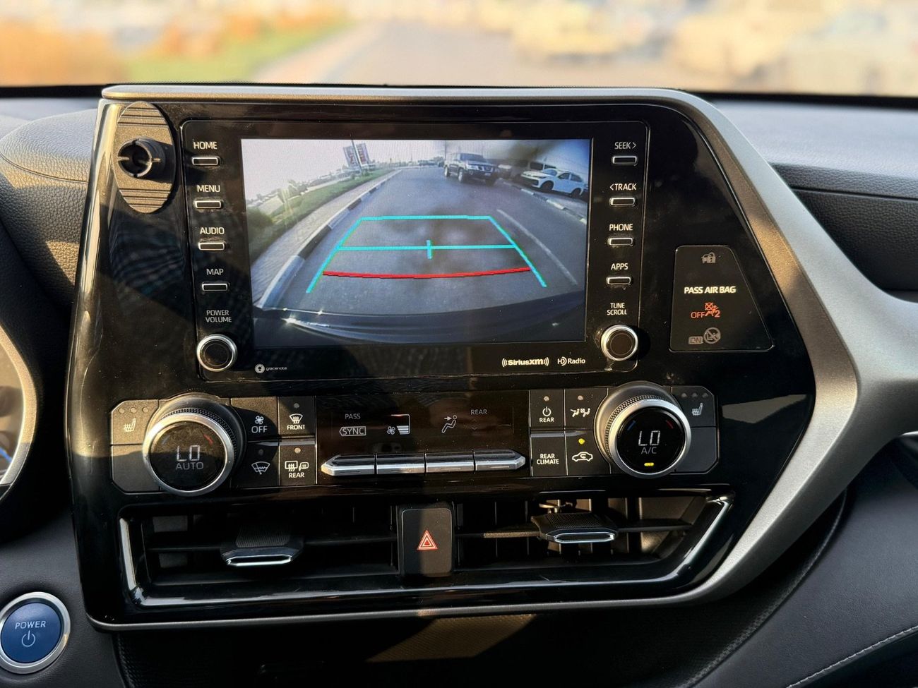 Toyota Highlander XLE Hybrid sunroof,leather,push start Full Option