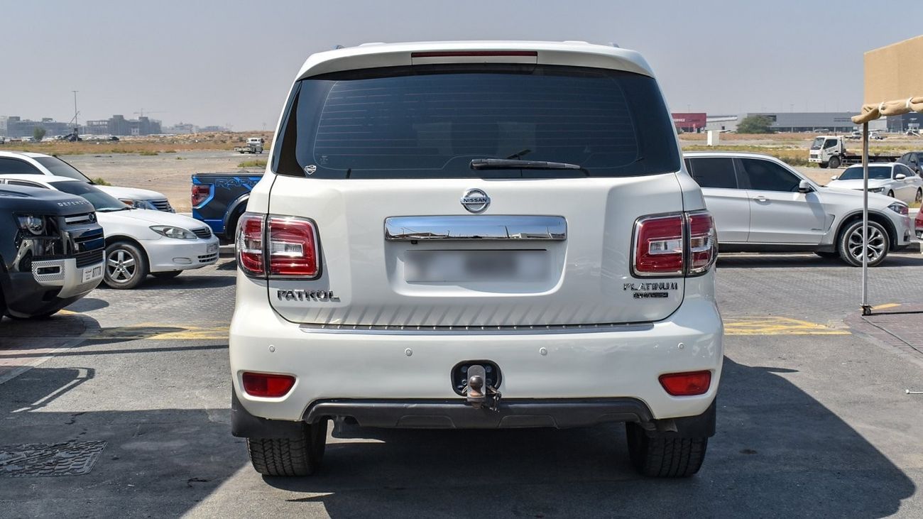 Nissan Patrol SE With Platinum kit