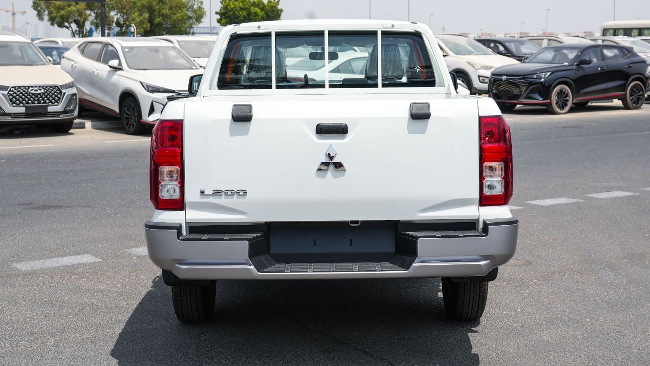 ميتسوبيشي L200 GLX جديدة تمامًا – محرك بنزين سعة 2.4 لتر، دفع رباعي، ناقل حركة يدوي – S09 – 2026 – للتصدير فقط