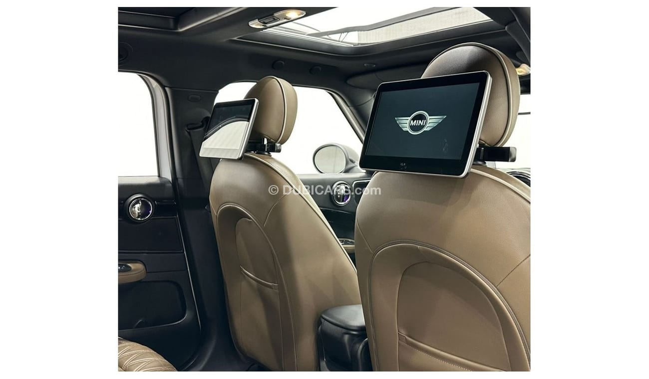 Mini Cooper S Countryman 2017 Mini Countryman , Full Service History, Warranty, GCC