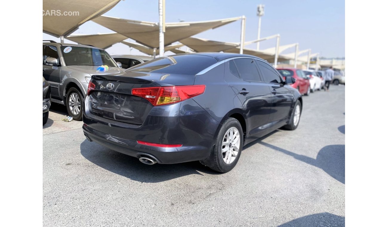 Kia Optima EX ACCIDENTS FREE - GCC - CAR IS IN PERFECT CONDITION INSIDE OUT