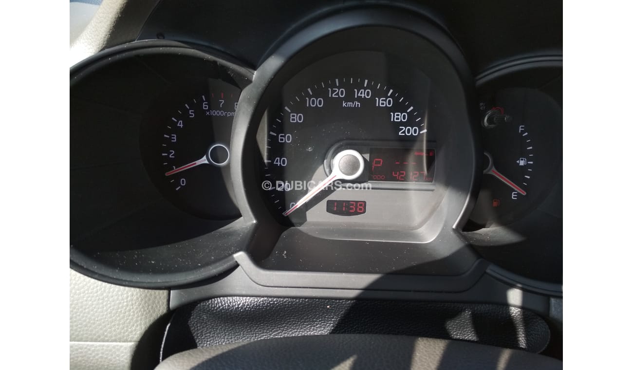 كيا بيكانتو 2015 سماوى خليجى تشيكات وكالة بدون صبغ بدون حوادث ممتازة ماشية قليل