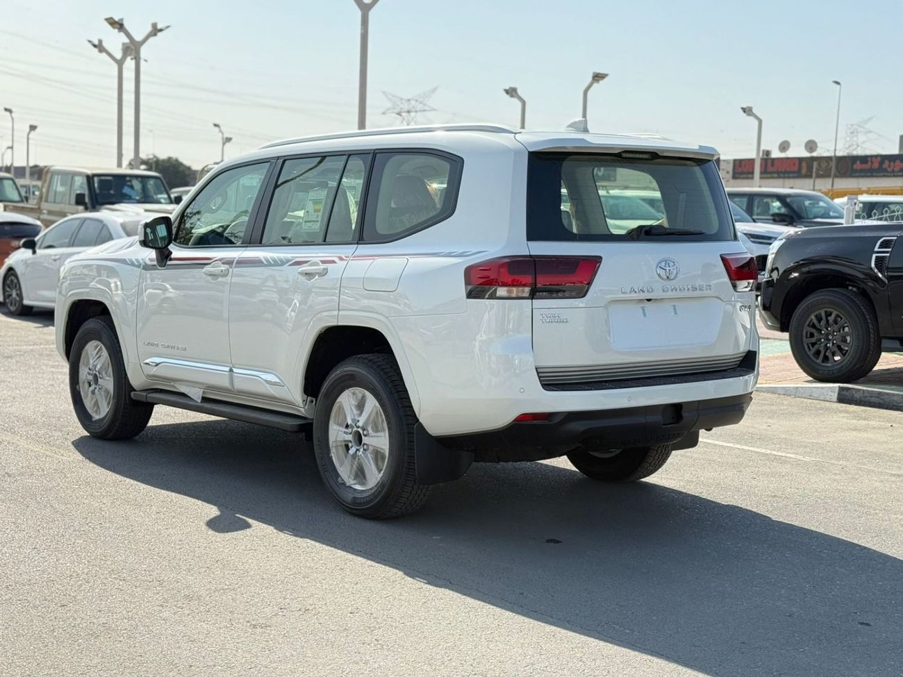 Toyota Land Cruiser GXR 3.5L TWIN TURBO WITHOUT SUNROOF 2025 MODEL