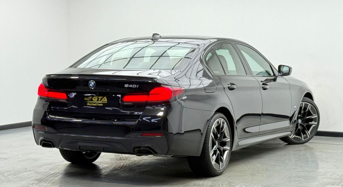بي أم دبليو 540i 2023 BMW 540i M-Sport, 2028 BMW Warranty + Service Pack, Low Km, Excellent Condition, GCC