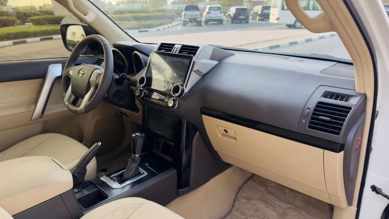 تويوتا برادو GOOD CONDITION | PETROL | 2.7L | LEFT-HAND-DRIVE | AUTOMATIC TRANSMISSION | 360 VIEW CAMERA