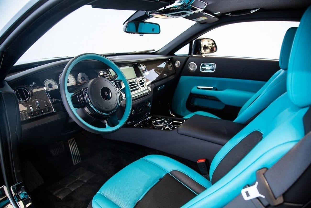 Rolls-Royce Wraith BLACK BADGE