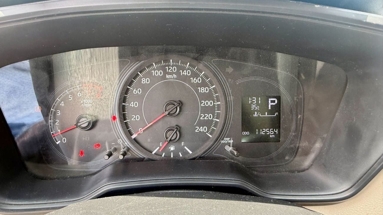 تويوتا كورولا SE 1.6L