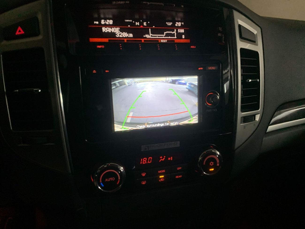 Mitsubishi Pajero Platinum 3.8L