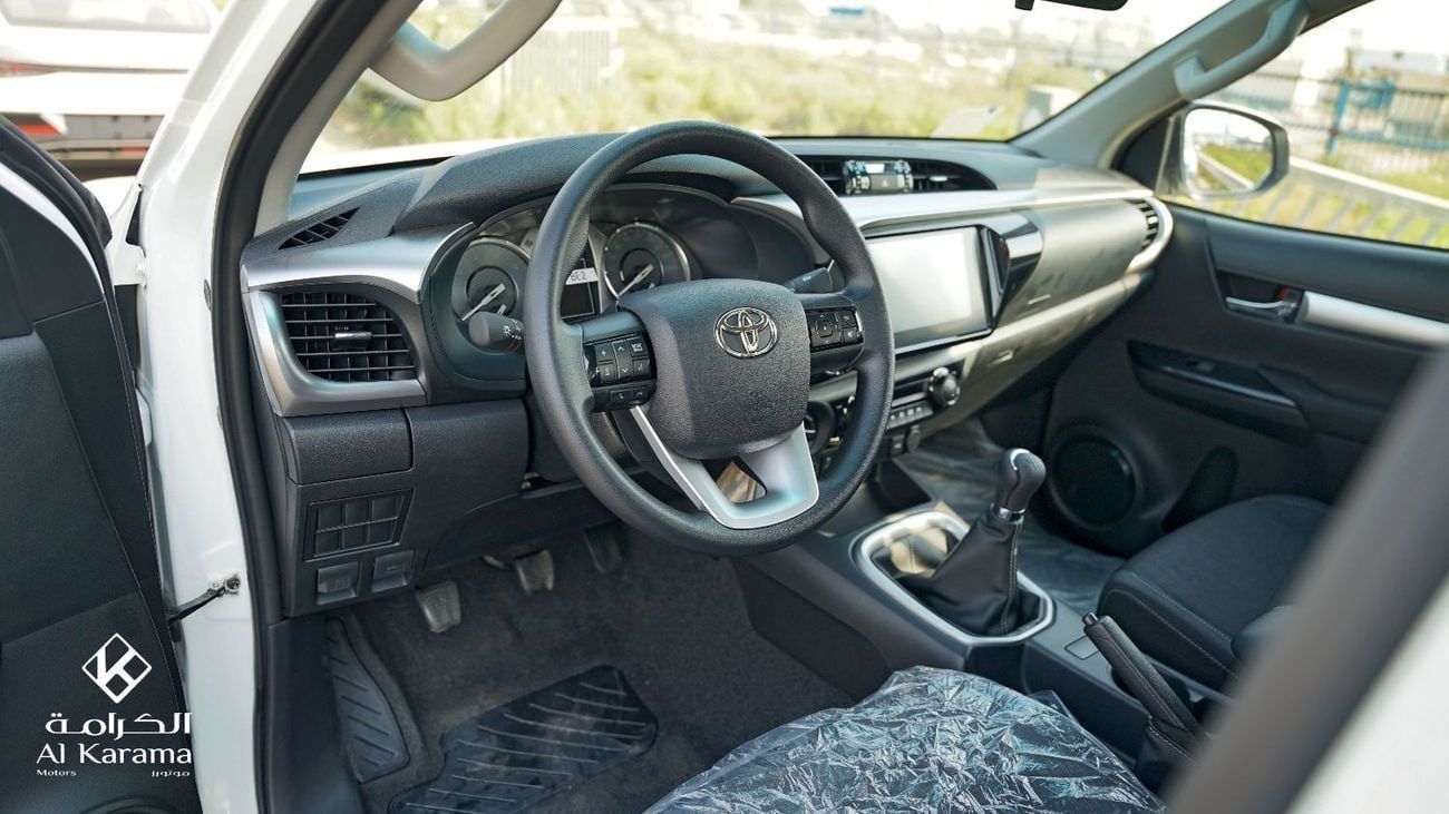 Toyota Hilux 2.4L | SR5 Wide Body  | 4x4 Manual Drive | Dual Zone Climate Control | Power Mirror & Window