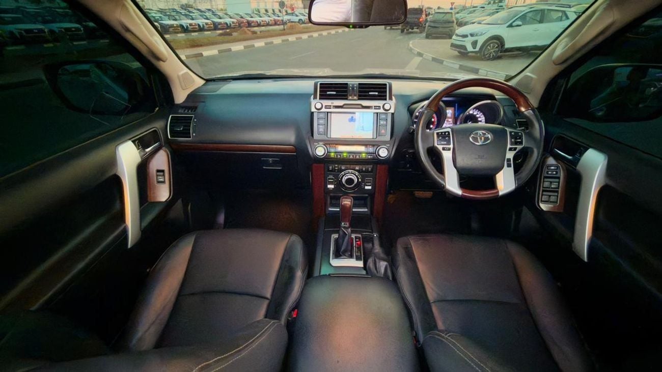 تويوتا برادو KAKADU | MODIFIED TO 2023 MODEL | SUNROOF | PUSH START ENGINE | AUTOMATIC TRANSMISSION | 3.0L | ELEC