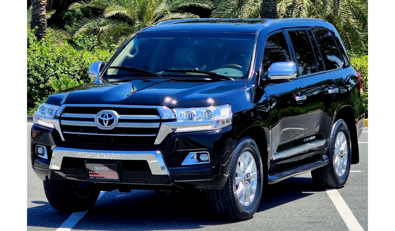 Used Toyota Land Cruiser GXR 2012 for sale in Sharjah 605291