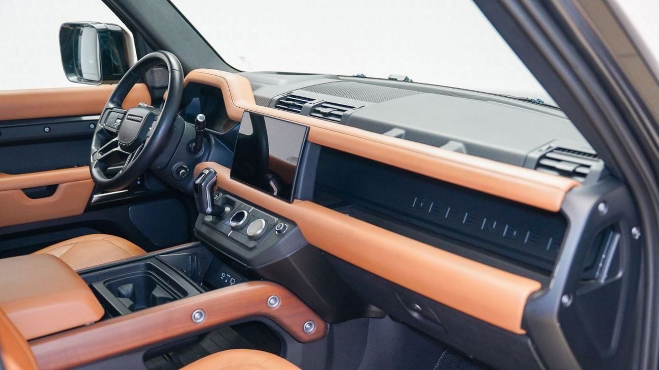 Land Rover Defender P400 110 HSE 3.0L (5 Seater) Special Offer | AED 5,014 PM | High Option, Warranty 2028 | 110 P400 HS
