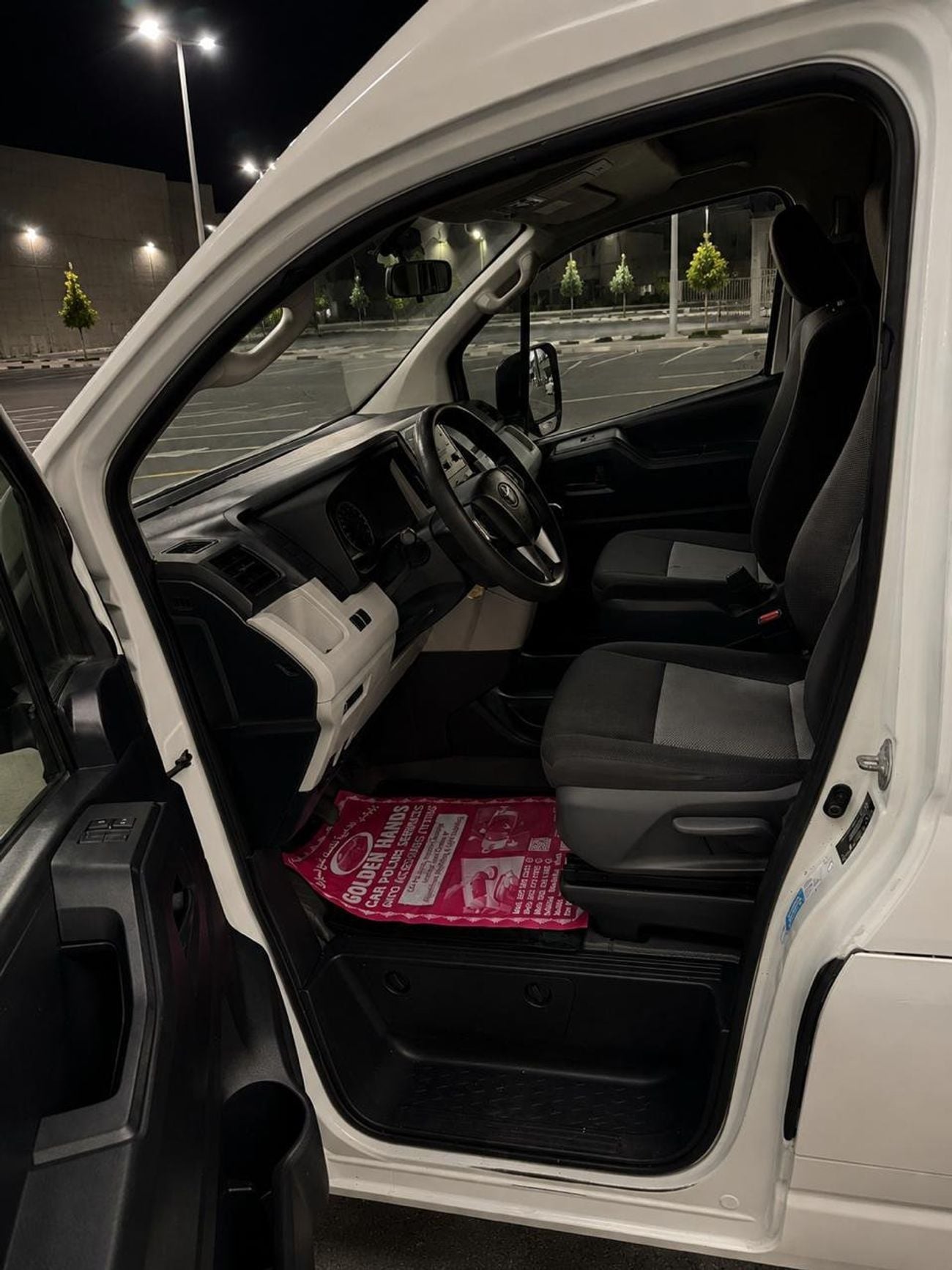 تويوتا هاياس GL Toyota Hiace Model 2020 Fuel Petrol Passenger seats manual transmission