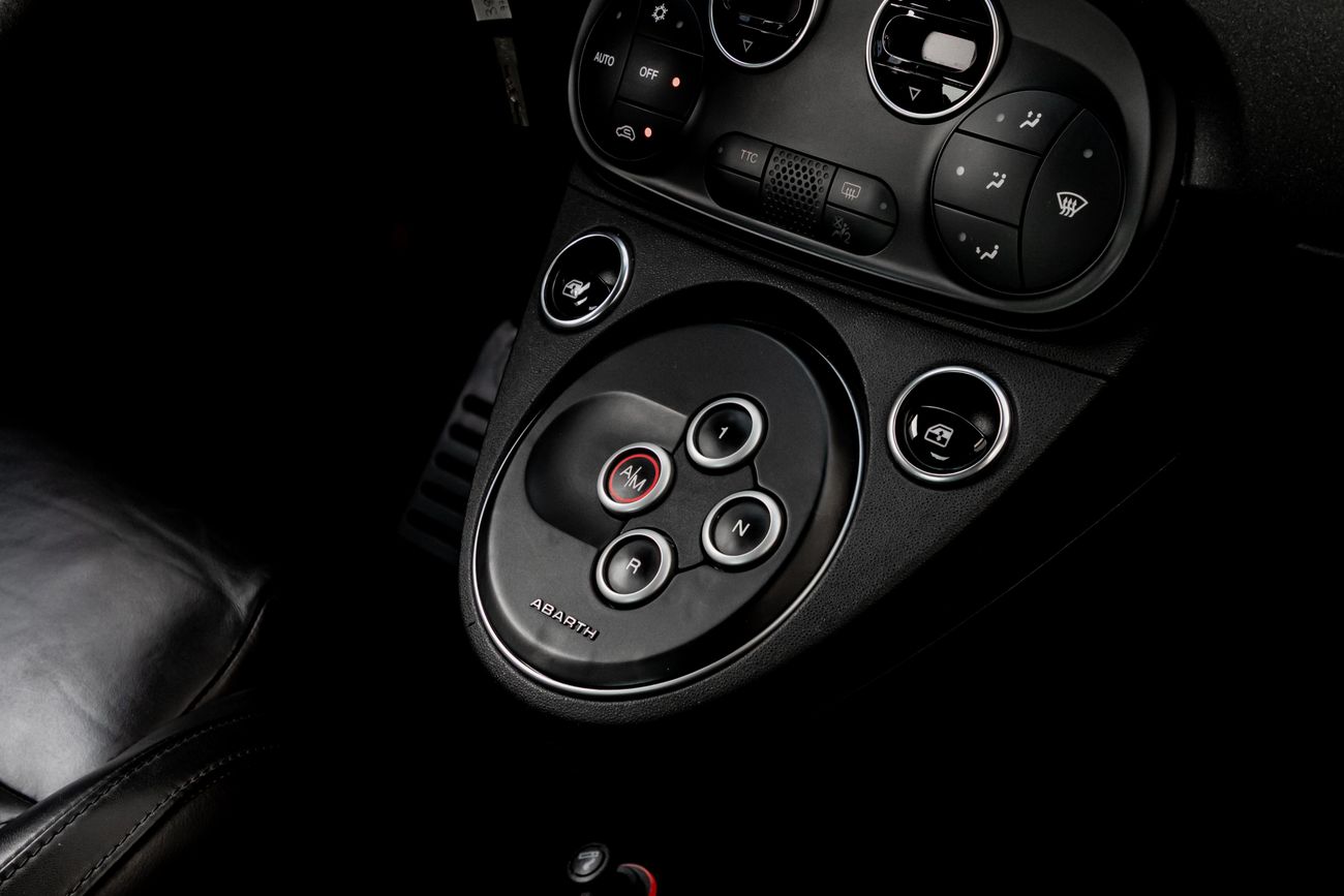 أبارث 595 595 COMPETIZIONE | 1,175 P.M | 0% Downpayment | ABARTH WARRANTY! | Ramadan Offer!