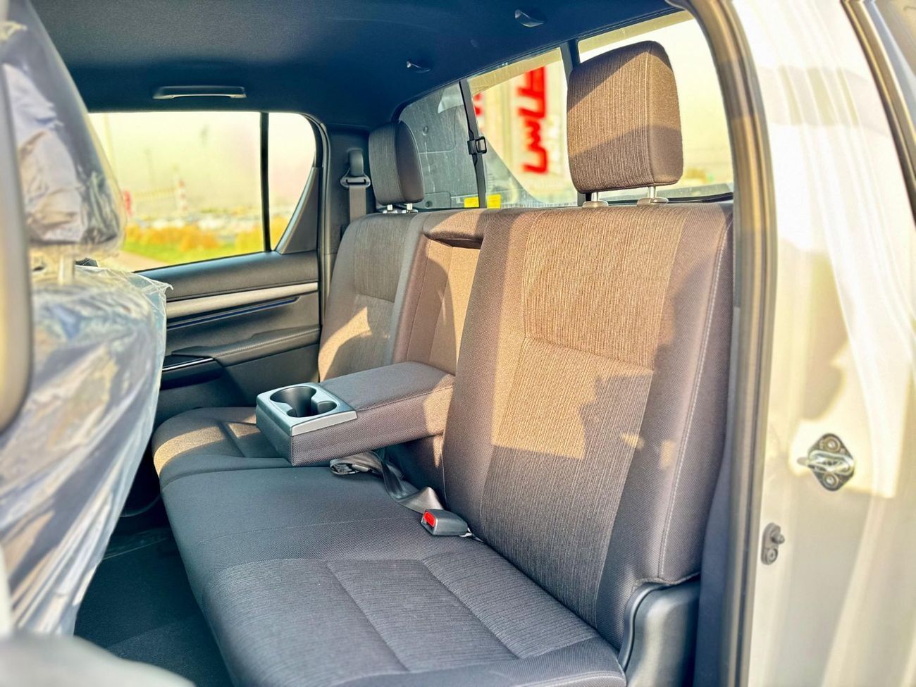 Toyota Hilux Toyota pickup Hilux adventure 2025 Petro engine 4.0L LHD fully automatic 4x4 Petro engine