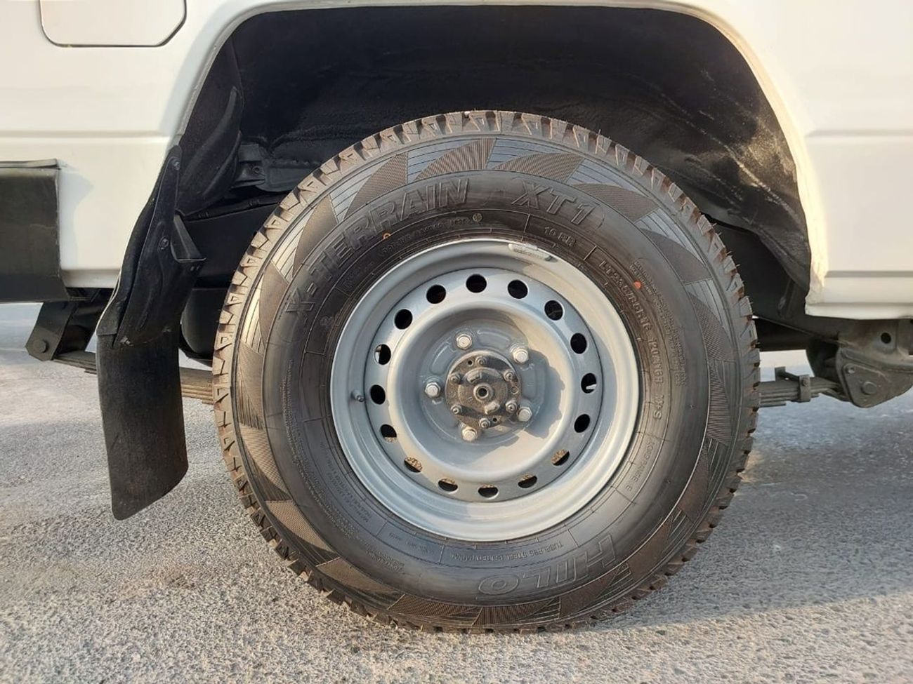 Toyota Land Cruiser TOYOTA LAND CRUISER AMBULANCE SUV RHD 2017 MODEL 4.5 L DIESEL MANUAL(PM07499)