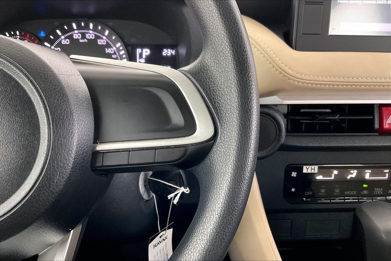 Toyota Yaris E | Guaranteed Warranty | 0 Down Payment