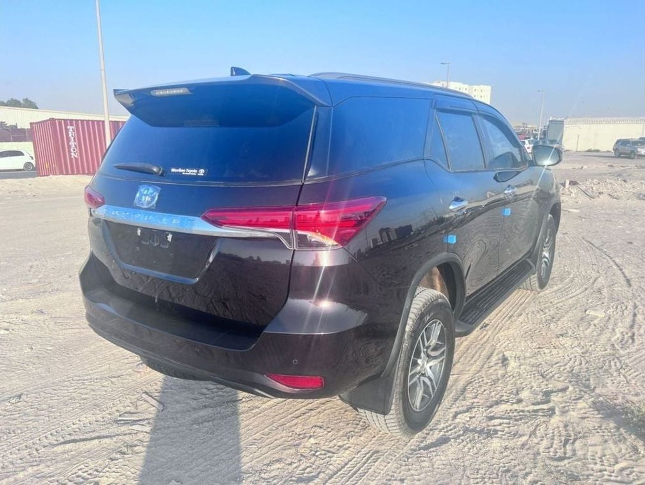 Toyota Fortuner diesel 2.8 liter right hand drive leather seats push start back camera