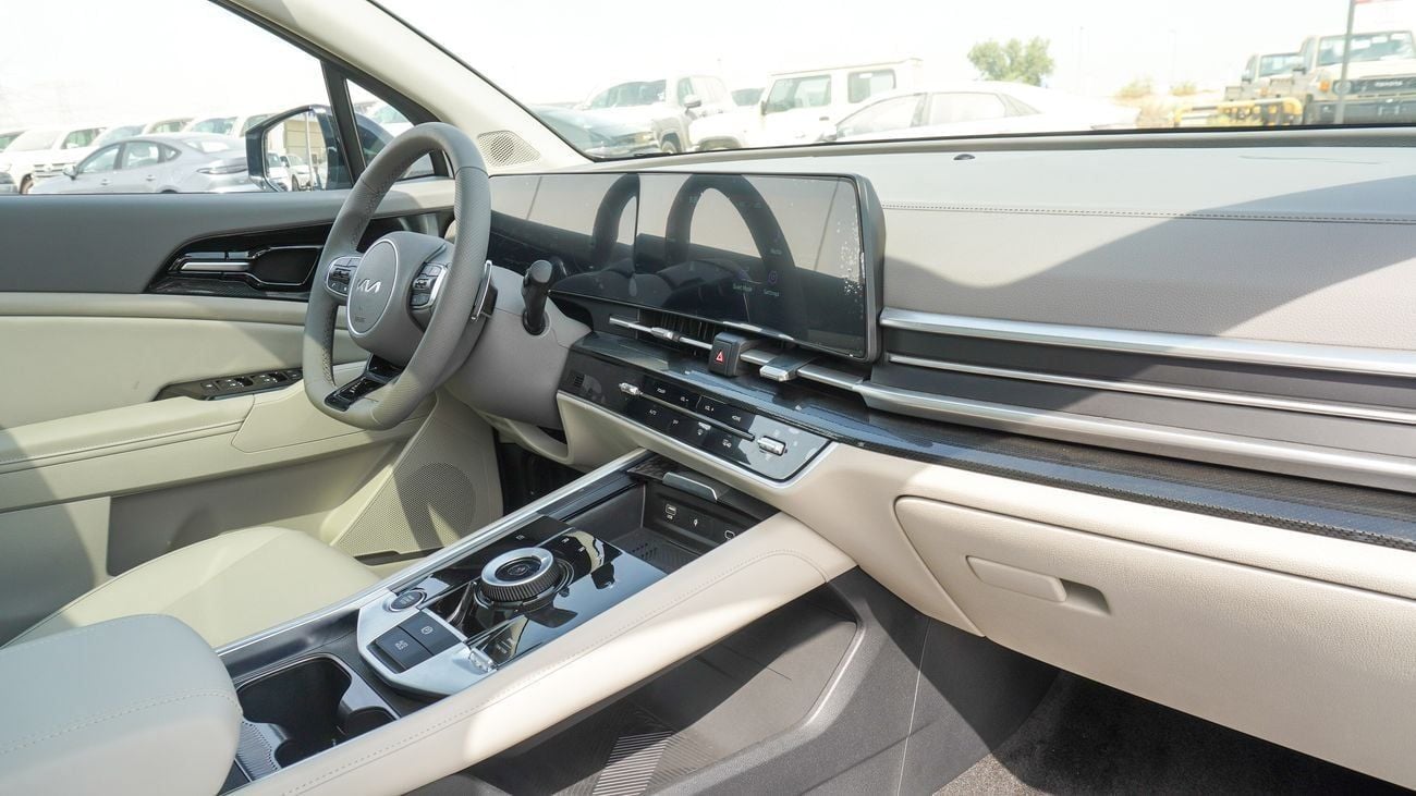 Kia Sportage Brand New Kia Sportage 2025 Export 1.5L 2WD Petrol|White/Gray|N-KIA-SPO-2WD-25|