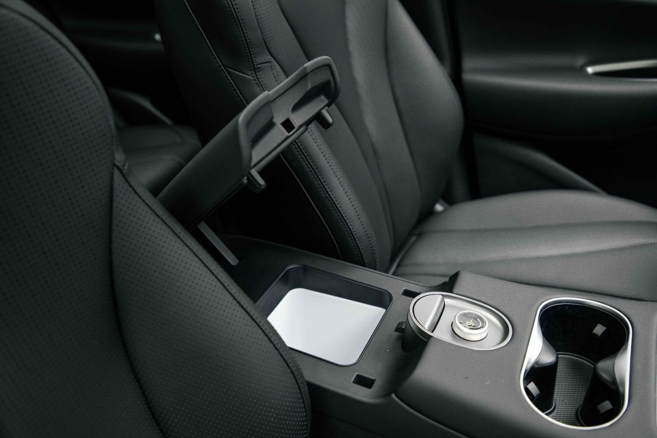 BYD Sealion 06 Navigation Plus - White Inside Black | Export Only