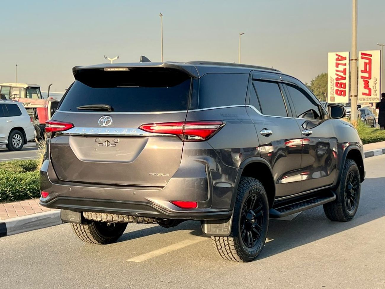 Toyota Fortuner Toyota Fortuner is a robust, 7-seater mid-size SUV renowned for its off-road capability and family-f