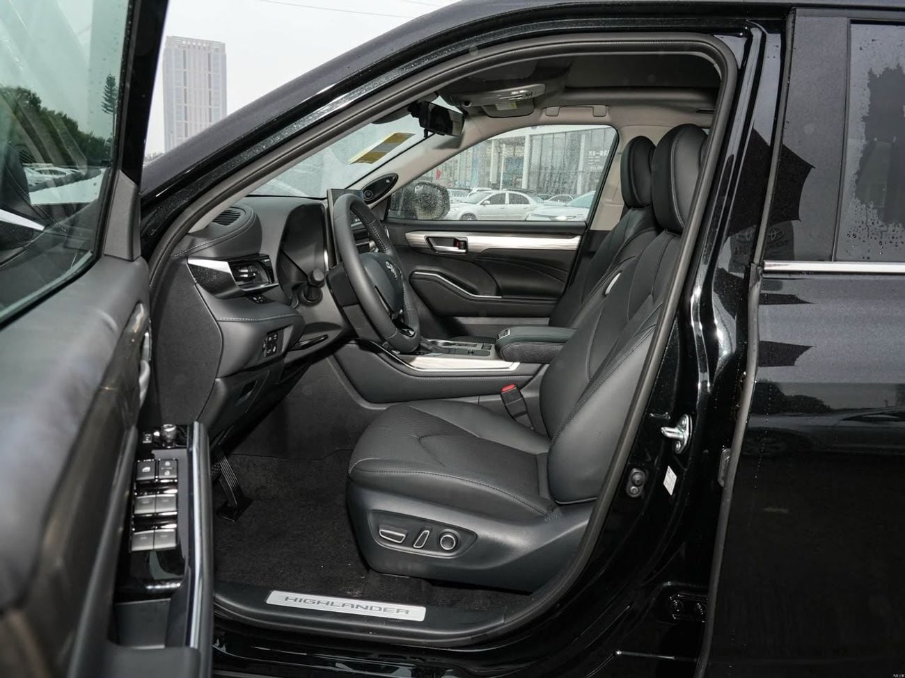 Toyota Highlander -2.5L Uitimate  Hybrid  Export 2026 Toyota Higander 2.5L Uitimate  Hybrid  Export