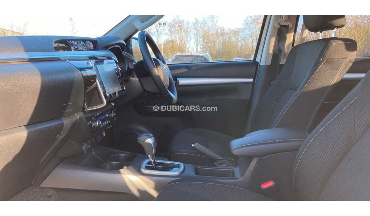 Toyota Hilux Invincible D/Cab Pick Up