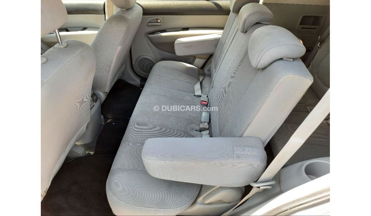 Kia Carens Kia carens 2009 gcc for sael