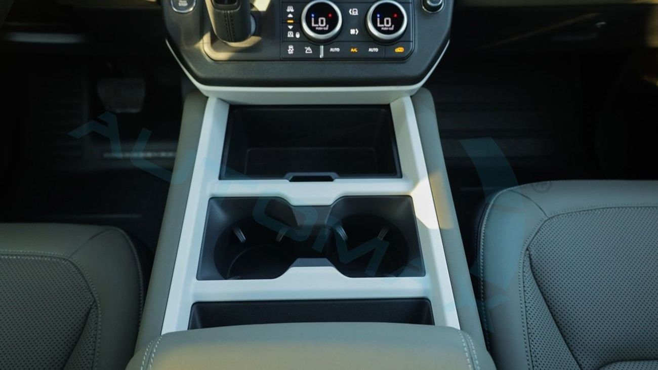 Land Rover Defender (For Export , НА ЭКСПОРТ) 110 X-Dynamic SE P400e Plug-in Hybrid 2025 Без пробега