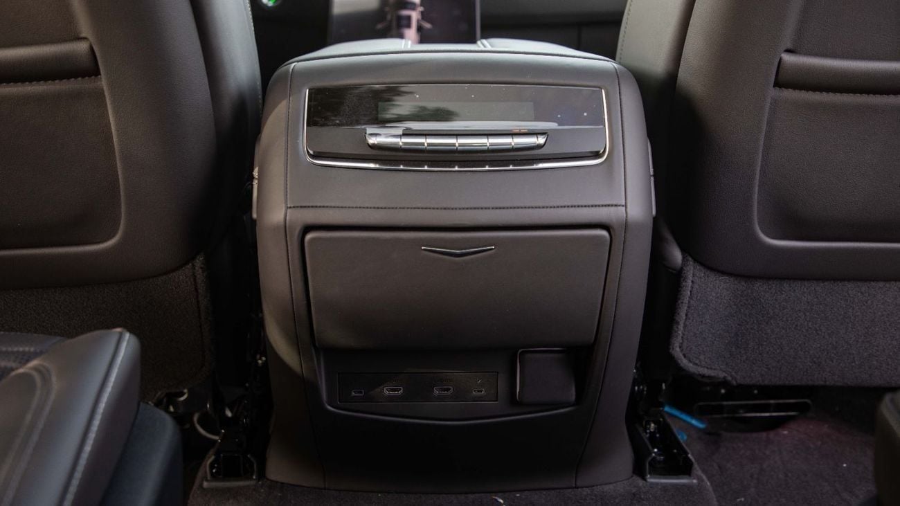 Cadillac Escalade V-Series 6.2L SUPERCHARGED V8 | 2025 | For Export Only