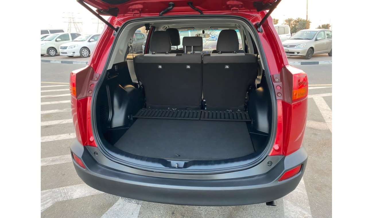 Toyota RAV4 2015 toyota rav 4 xle awd mid option