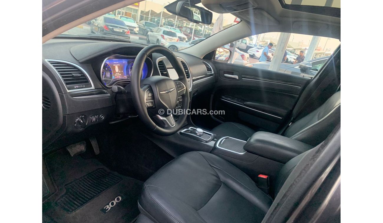 Chrysler 300C Executive Chrysler C300_2016_Excellent_Condition _Full option