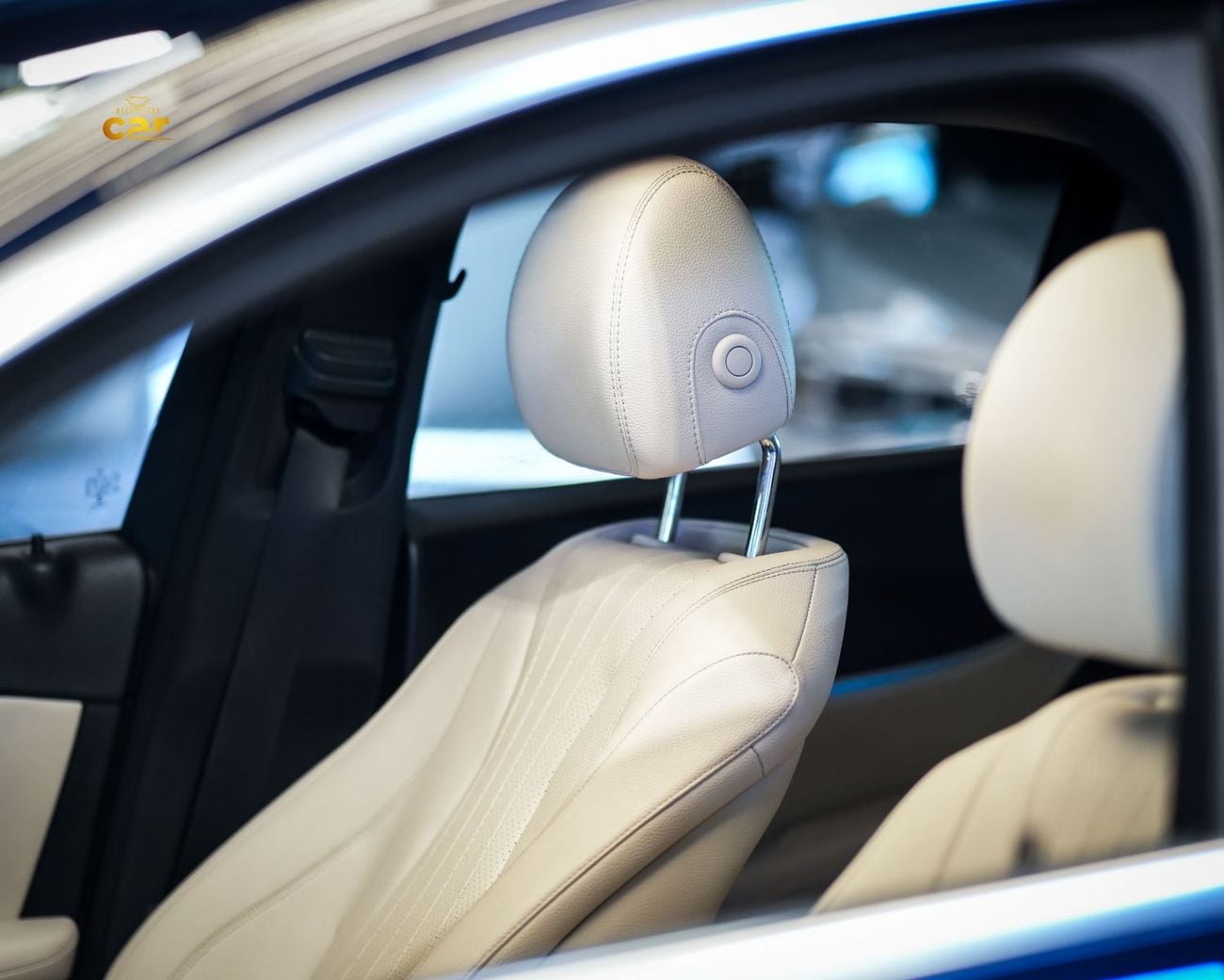 مرسيدس بنز E300