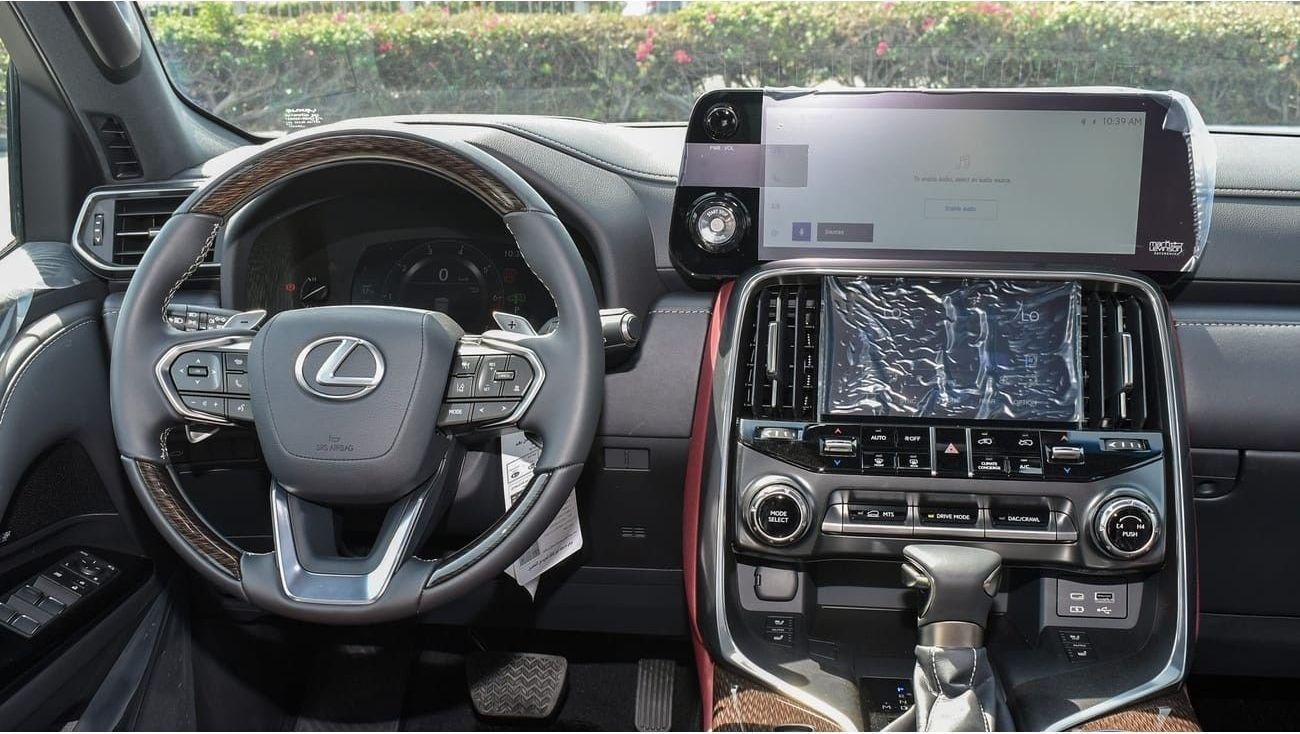 Lexus LX 600 LX600 - Turbo Sport - Signature - 7 Seats - 25 Speakers