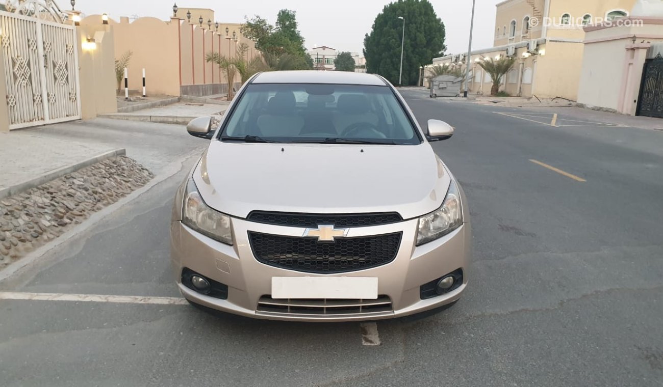 شيفروليه كروز CHEVROLET CRUZE 2011 *** GCC *** EXCELLENT CONDITION  *** NO SILLY OFFERS ***