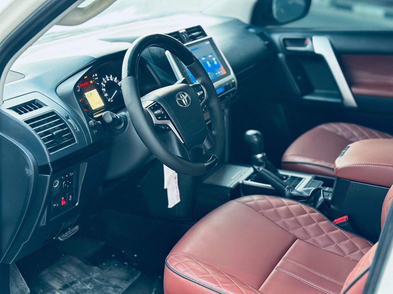 Toyota Prado 2018 Model V4 2.7L Engine Full option GCC specification Very clean Title